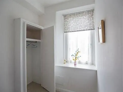 Wallfield Crescent Apartments
